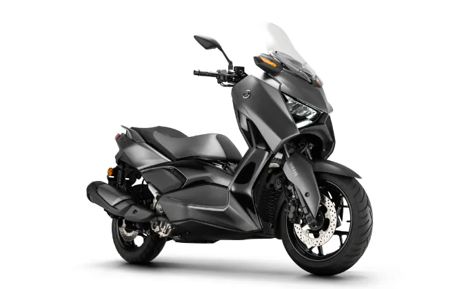 Yamaha XMAX 300 CONNECTED chega à linha 2027